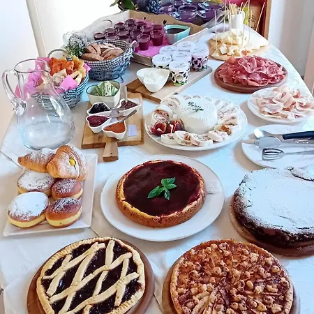 בית חווה Fondo Gesu *